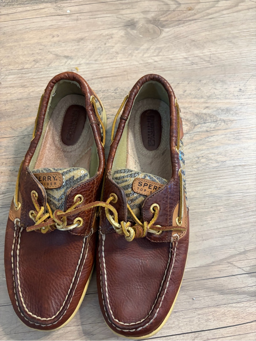 Sperry Men's Brown Leather Boat Shoes with Yellow Laces